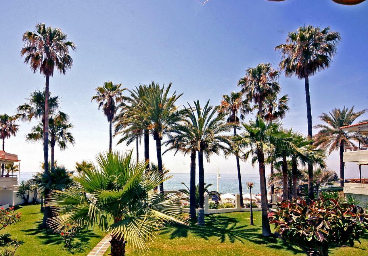 Apartamentos Playa Torrecilla Nerja Exterior photo